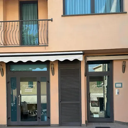 Del Corso 카스틸리오네 델라 페스카이아